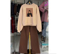 brown flapper plain with beige sweatshirt coffee girl