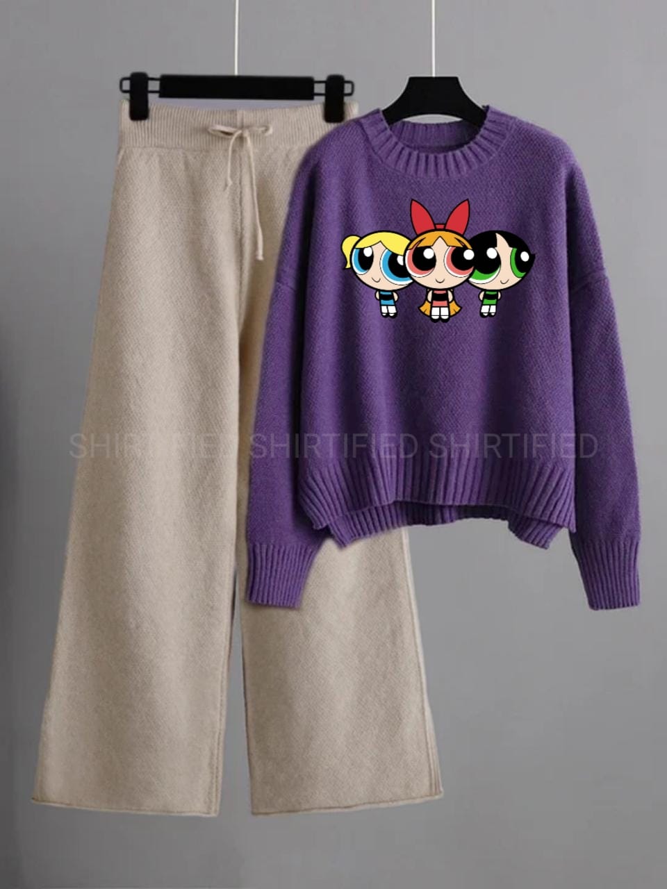 dark purple sweatshirt 3powerpuff girls with beige flapper plain