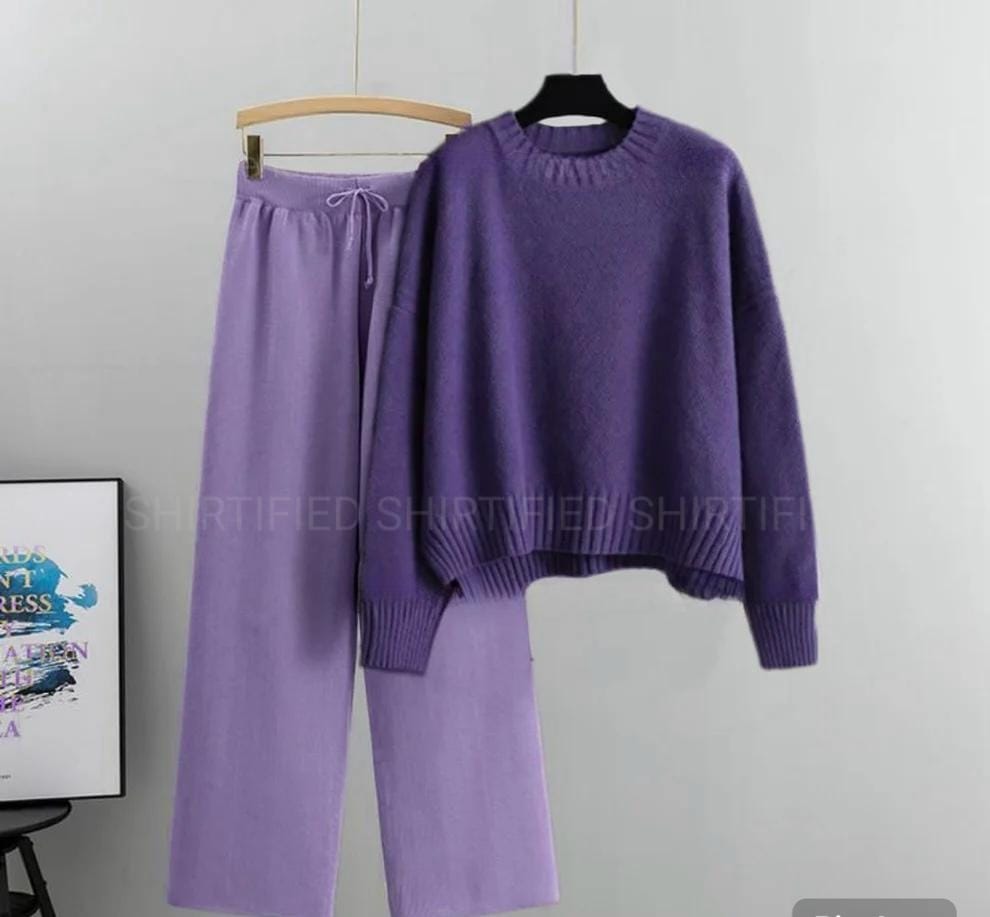 dark purple sweatshirt plain with lilac flapper plain