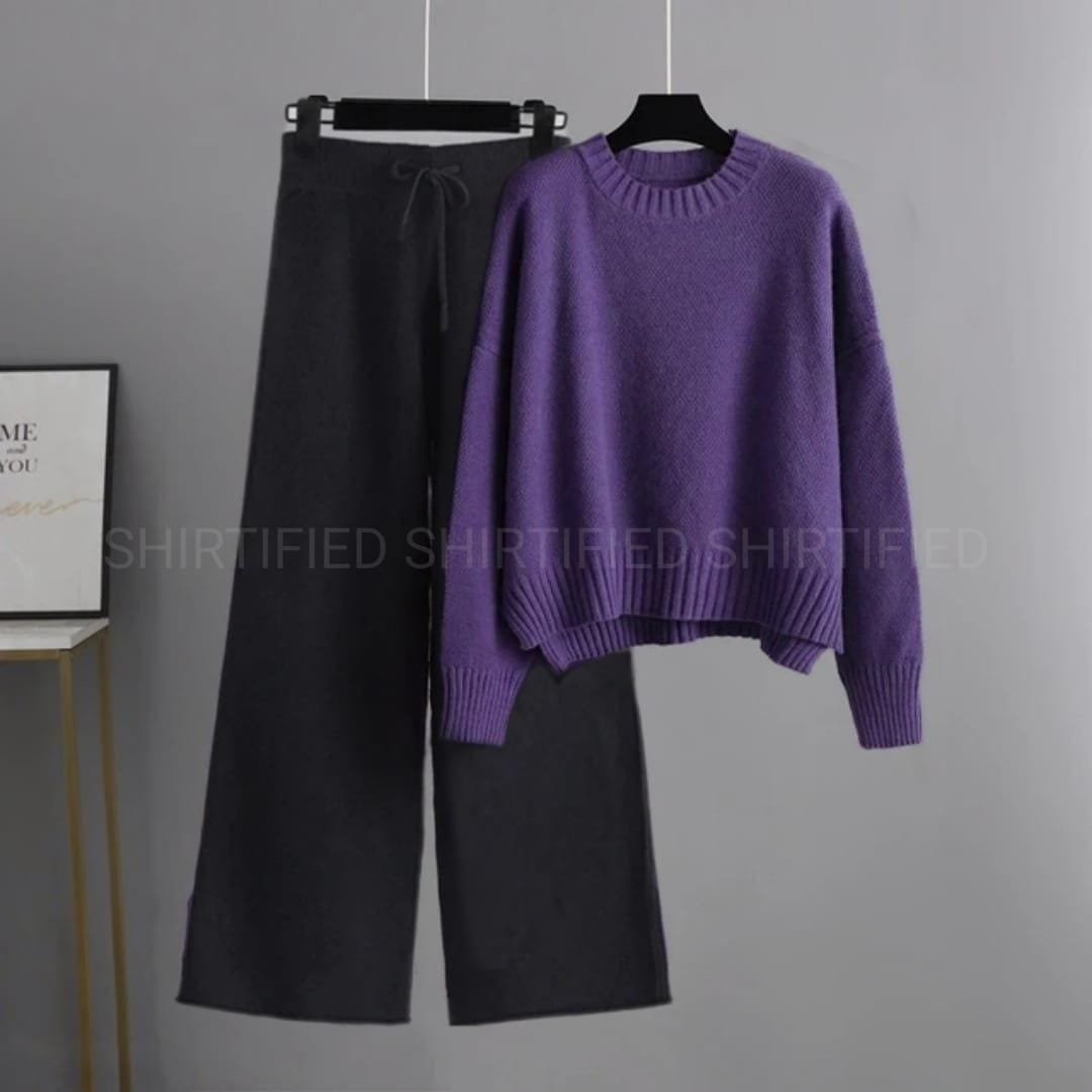 dark purple sweatshirt with black flapper plain