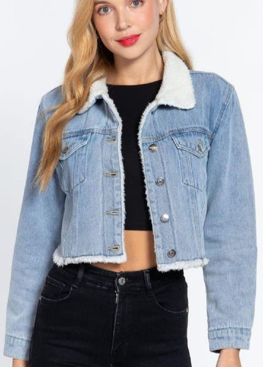 Light Washed Fur Collared Denim Jacket